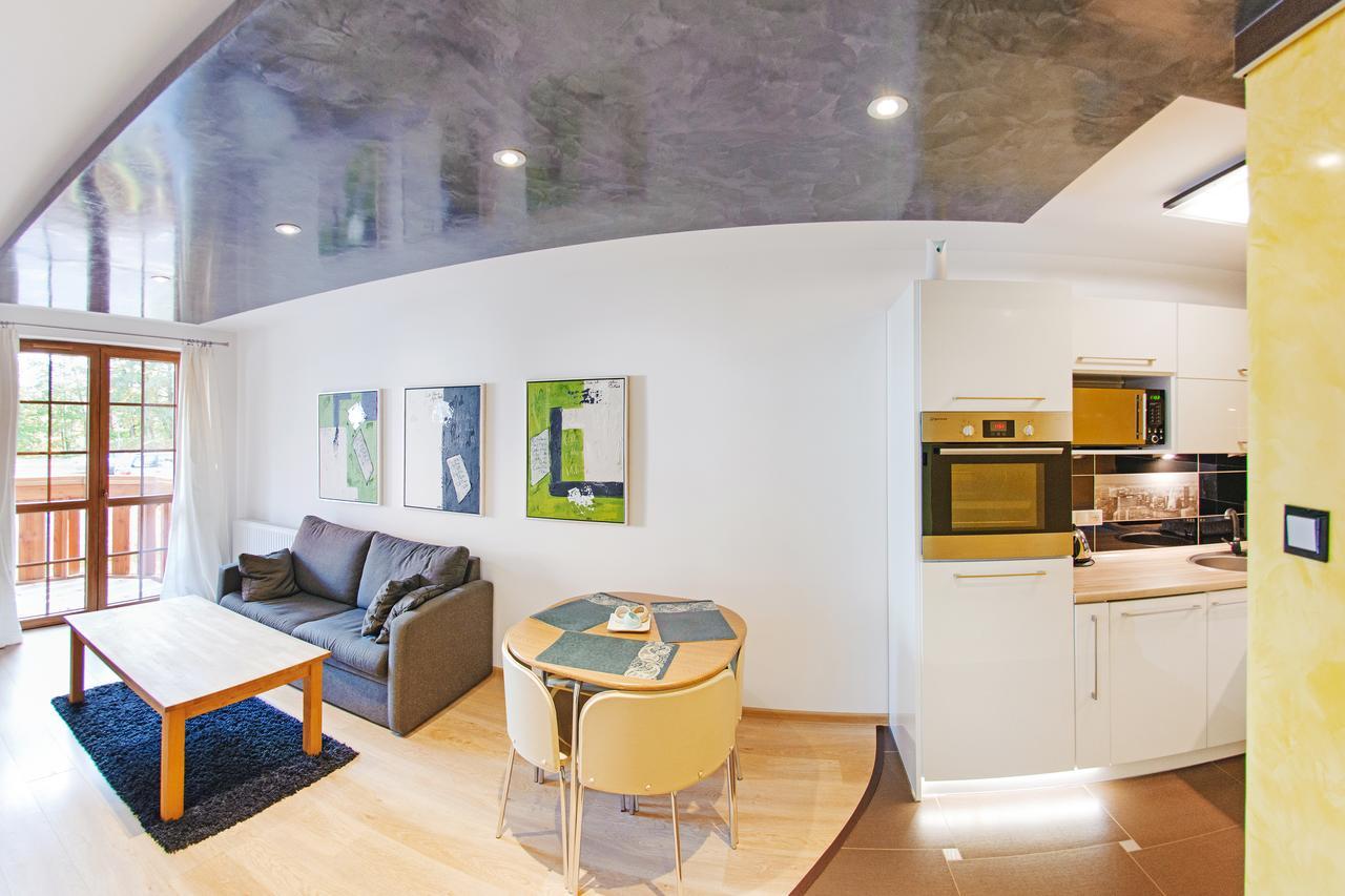 Apartamenty Sun & Snow Lesny Dom كارباش المظهر الخارجي الصورة